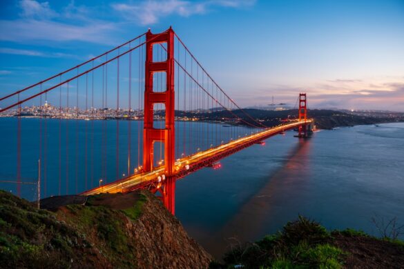 Golden Gate Bridge at sunset