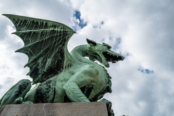 The famous Emperor's dragon throne