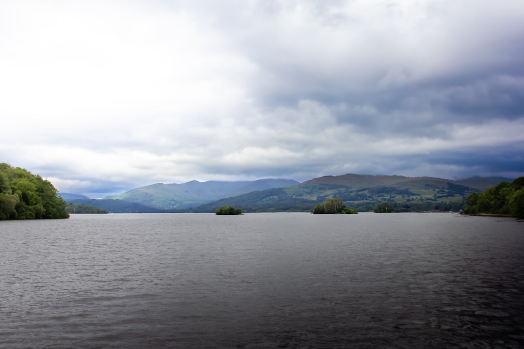 Delicious British dishes including breakfast and scones.