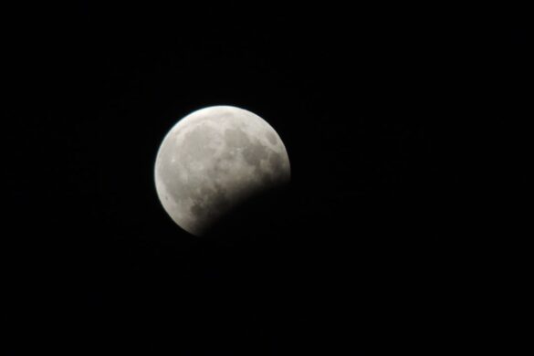 photo-1607368865949-e5de45a38a84.jpg Lunar Eclipse View