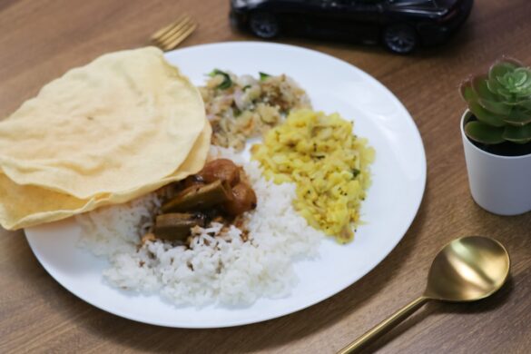 Delicious local food from Sri Lanka