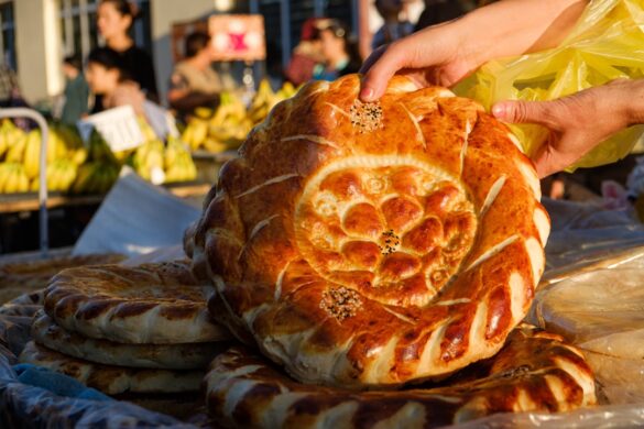 Traditional Croatian dishes at a folklore festival.