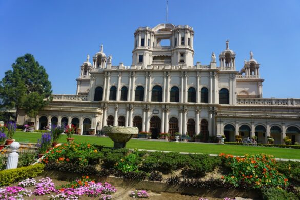 Exterior of the Bangalore Palace with gardens
