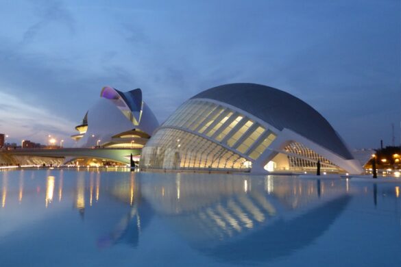 photo-1574549193943-674b52e07078.jpg Guggenheim Museum in Bilbao