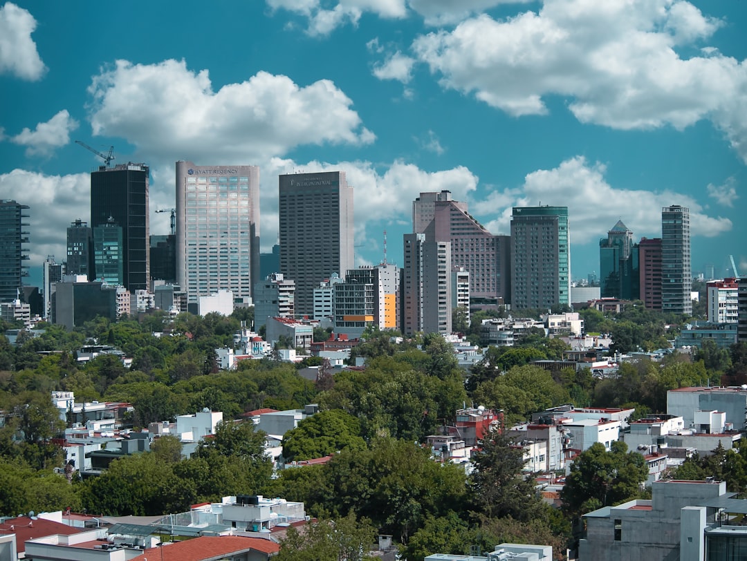 photo-1717808930146-e97e34c14748.jpg Stunning skyline of Mexico City.