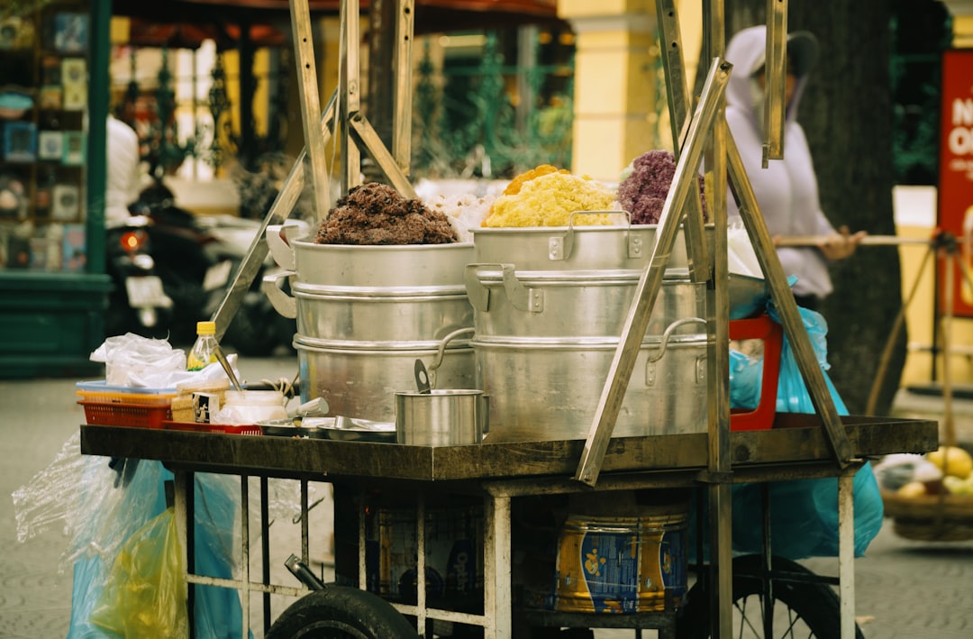 photo-1737777684115-338c4a8465d3.jpg Local market filled with fresh produce and food in Costa Rica