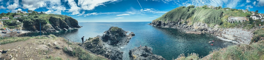 photo-1596294649403-75df688cdcbc.jpg Dingle Peninsula sunset view