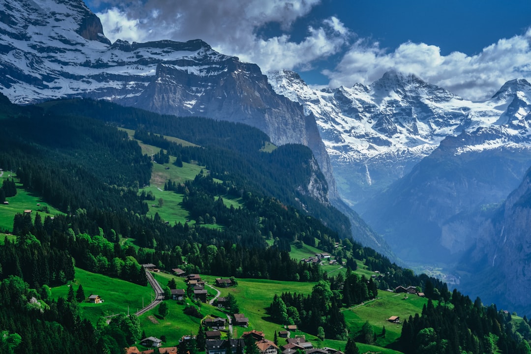 photo-1692842447780-5371d41c1068.jpg Majestic peaks of Swiss Alps.