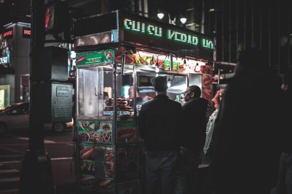 photo-1494587546596-02ba5ee8f96f.jpg Street food in New York City