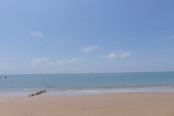 Pristine beaches and coastal view of Galle.