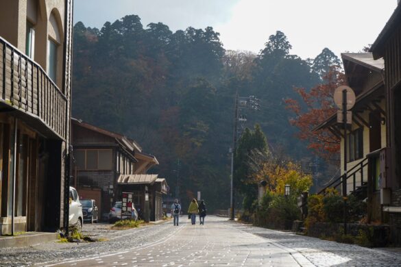 photo-1766585718600-3c453e14d822.jpg Scenic view of a typical Japanese village festival setup